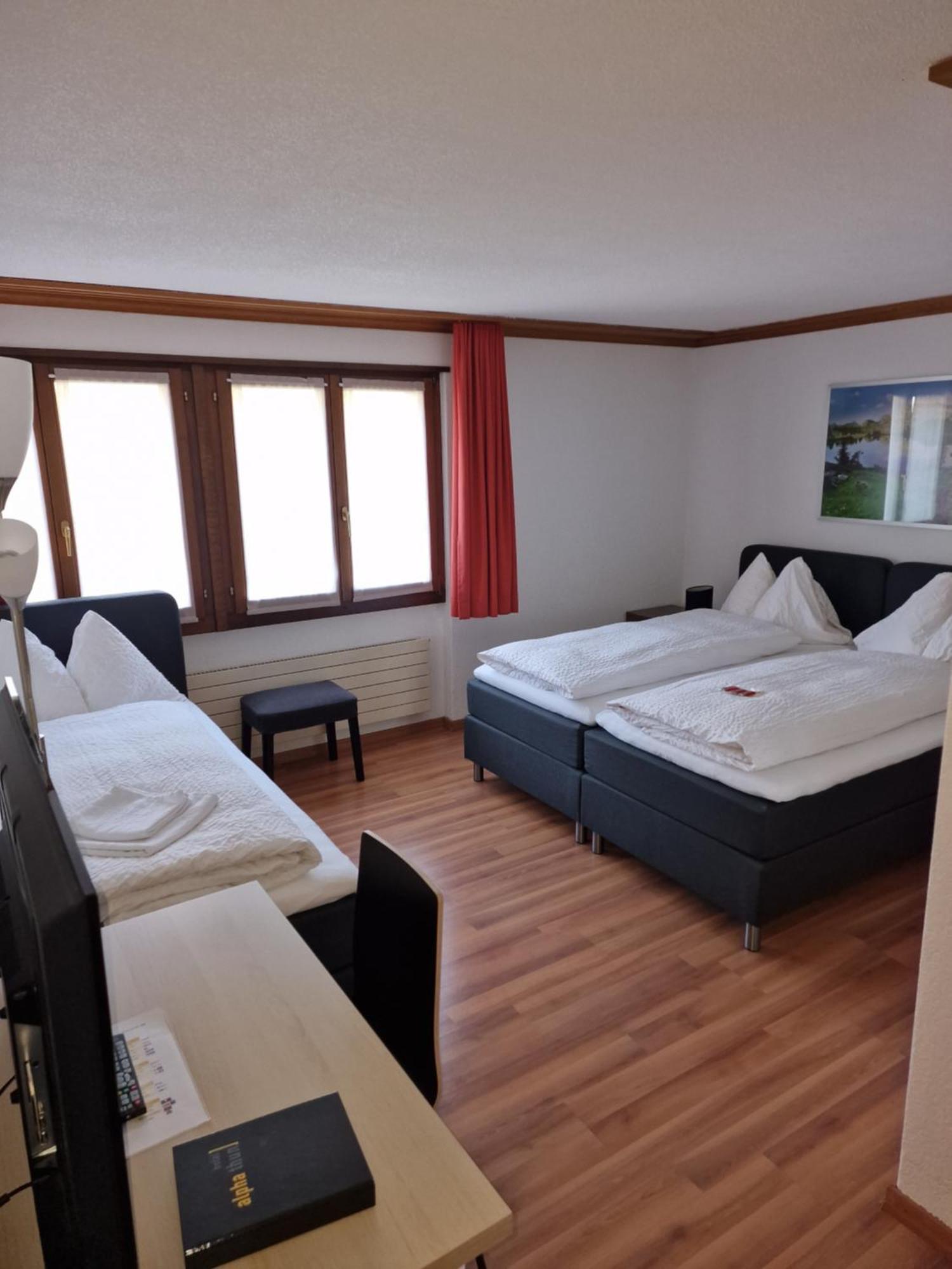 Hotel Alpha Thun Exterior foto