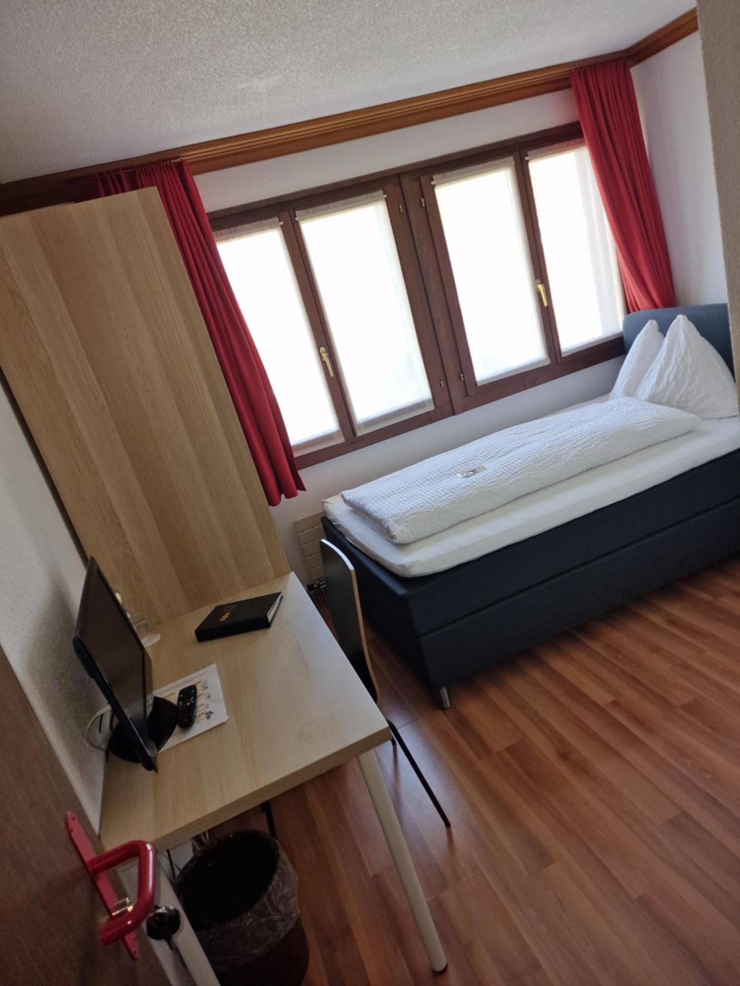 Hotel Alpha Thun Exterior foto