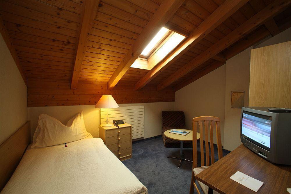 Hotel Alpha Thun Exterior foto